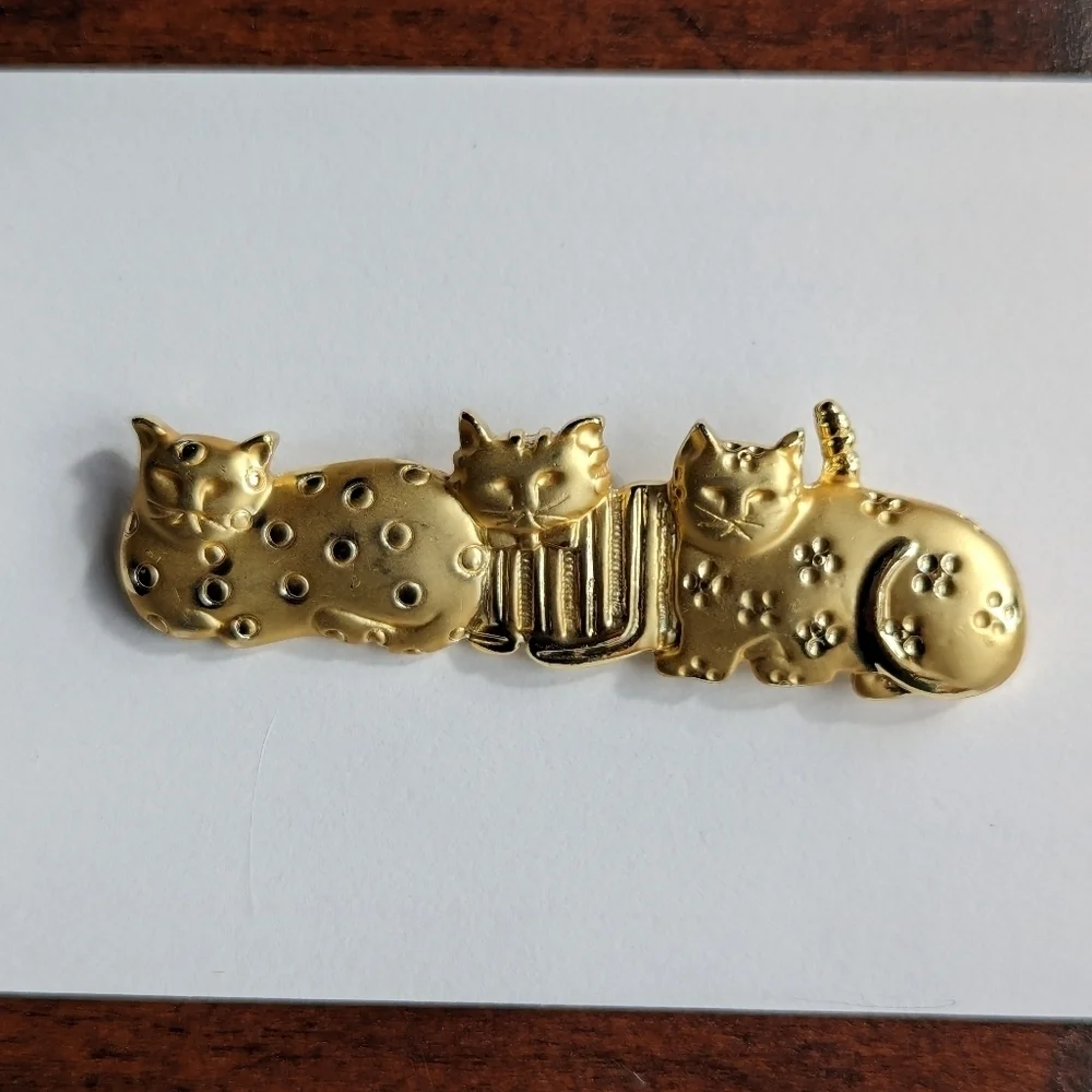 American Jewelry Company 3 Cat Pin Brooch AJC Vintage Goldtone Whimsical Lover